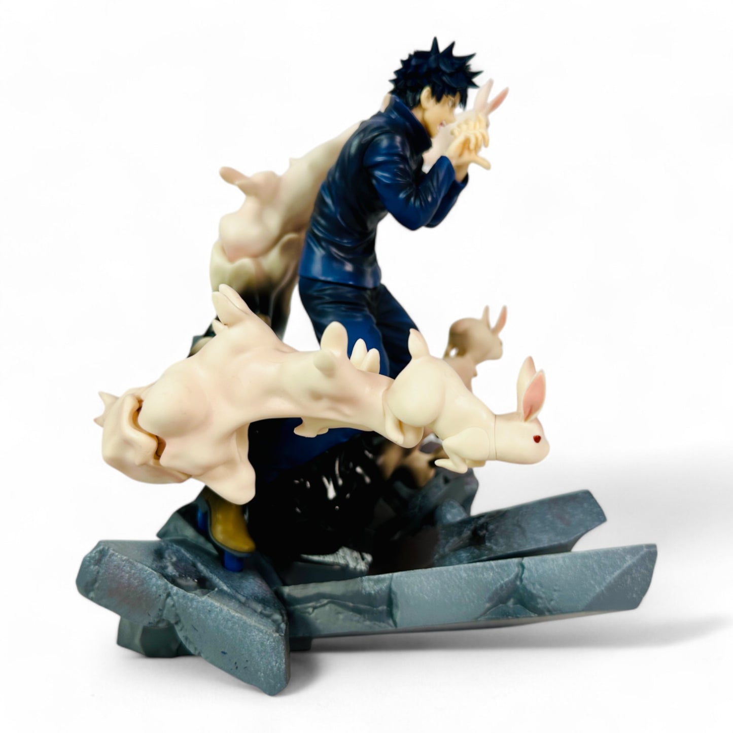 Megumi Fushiguro (Jujutsu Kaisen)