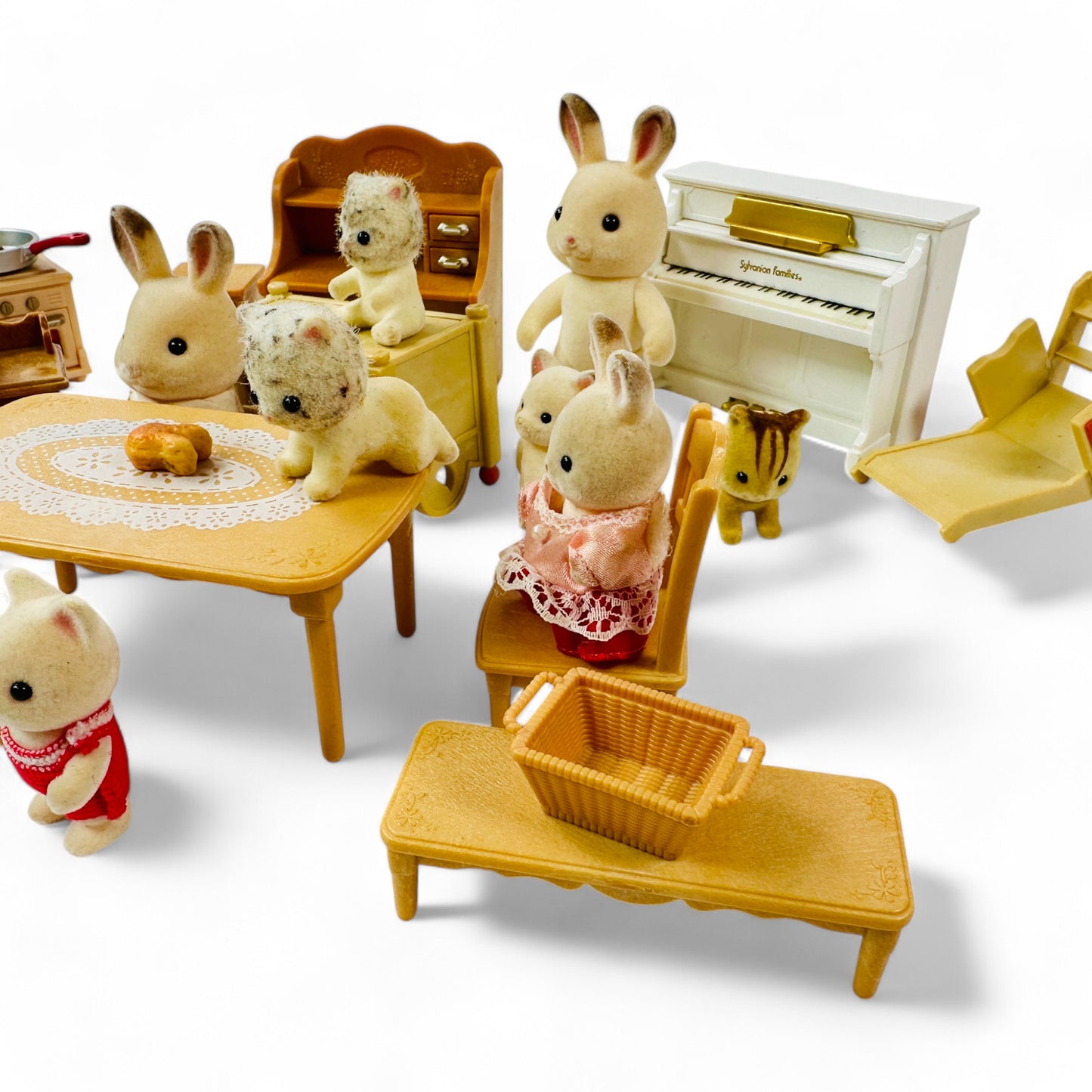 Lot miniatures Sylvanian Families